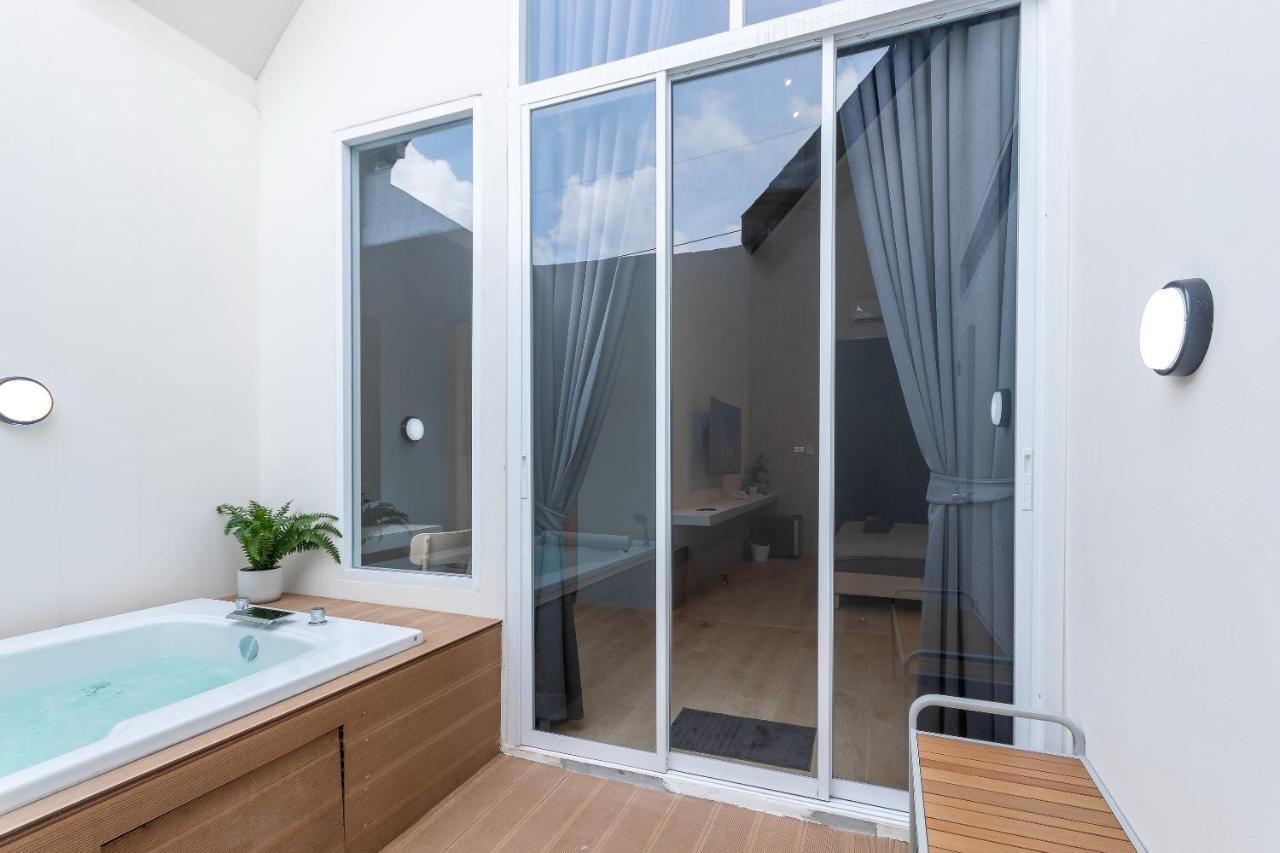 Nidhra นิทรา Appartement Ban Lat Krachaeng Buitenkant foto