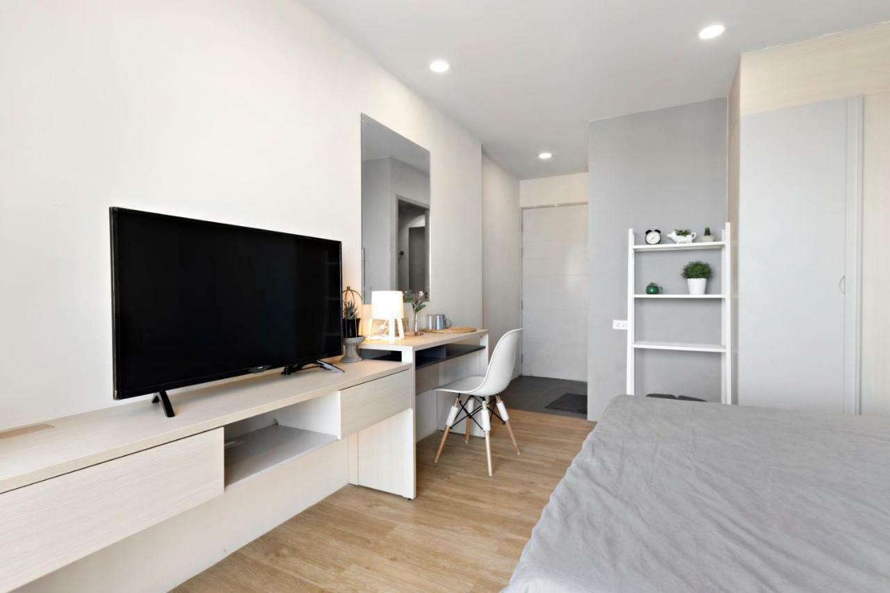 Nidhra นิทรา Appartement Ban Lat Krachaeng Buitenkant foto