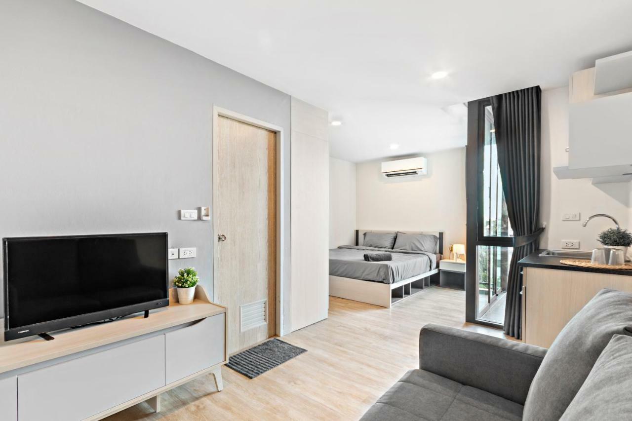 Nidhra นิทรา Appartement Ban Lat Krachaeng Buitenkant foto
