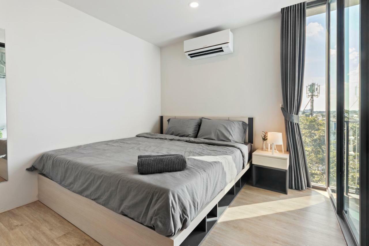 Nidhra นิทรา Appartement Ban Lat Krachaeng Buitenkant foto